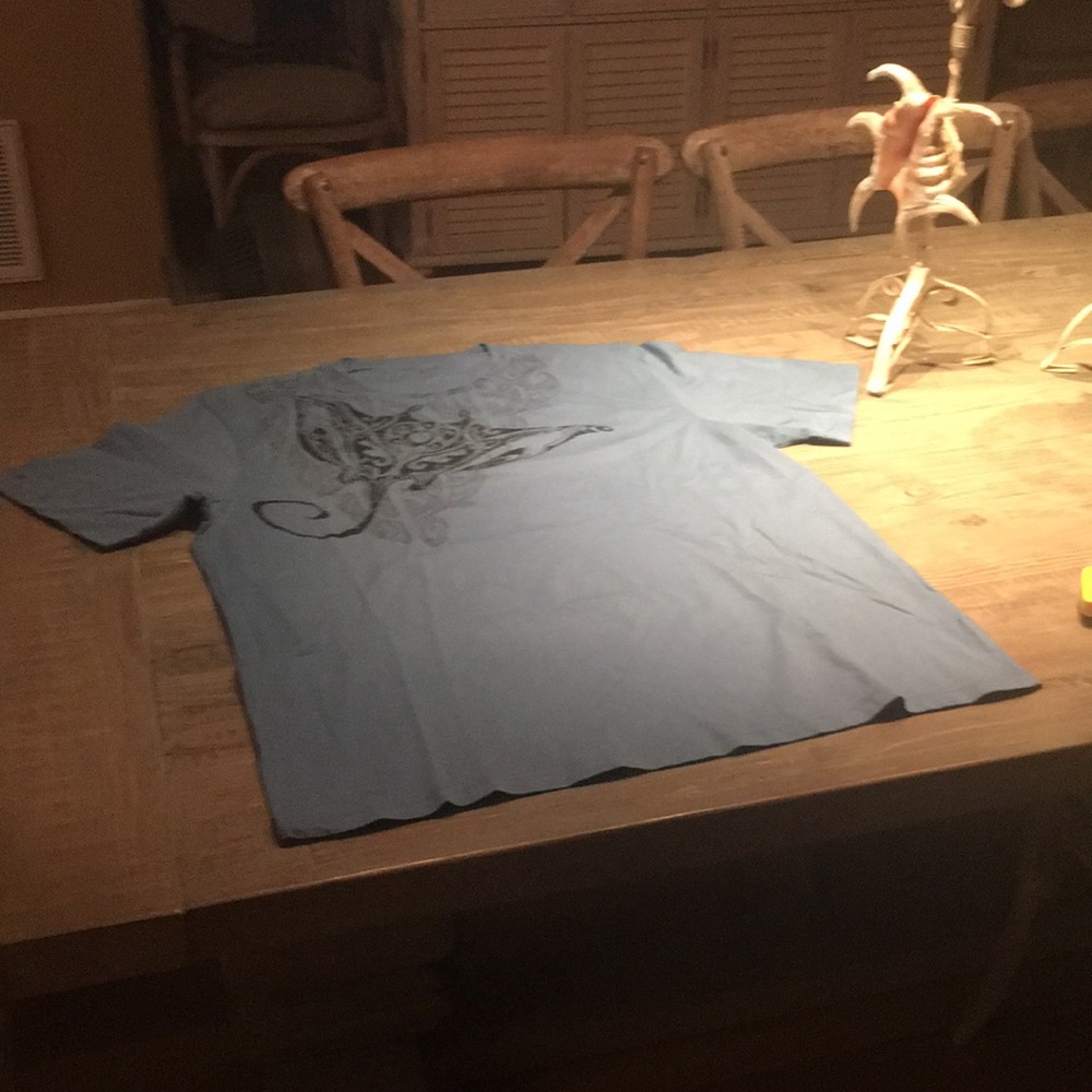 Graphic tee